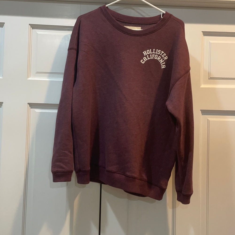 Hollister Crew Neck